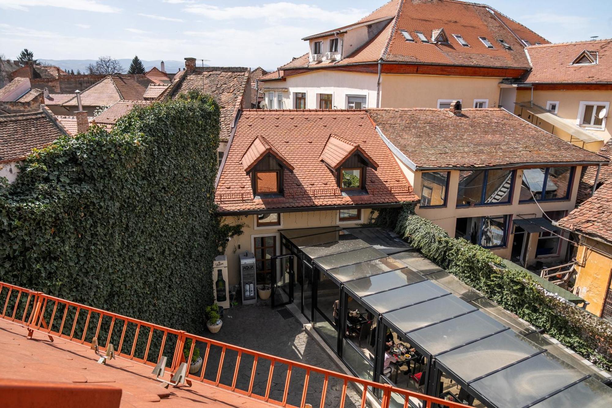 Hotel Marabella Sibiu Extérieur photo