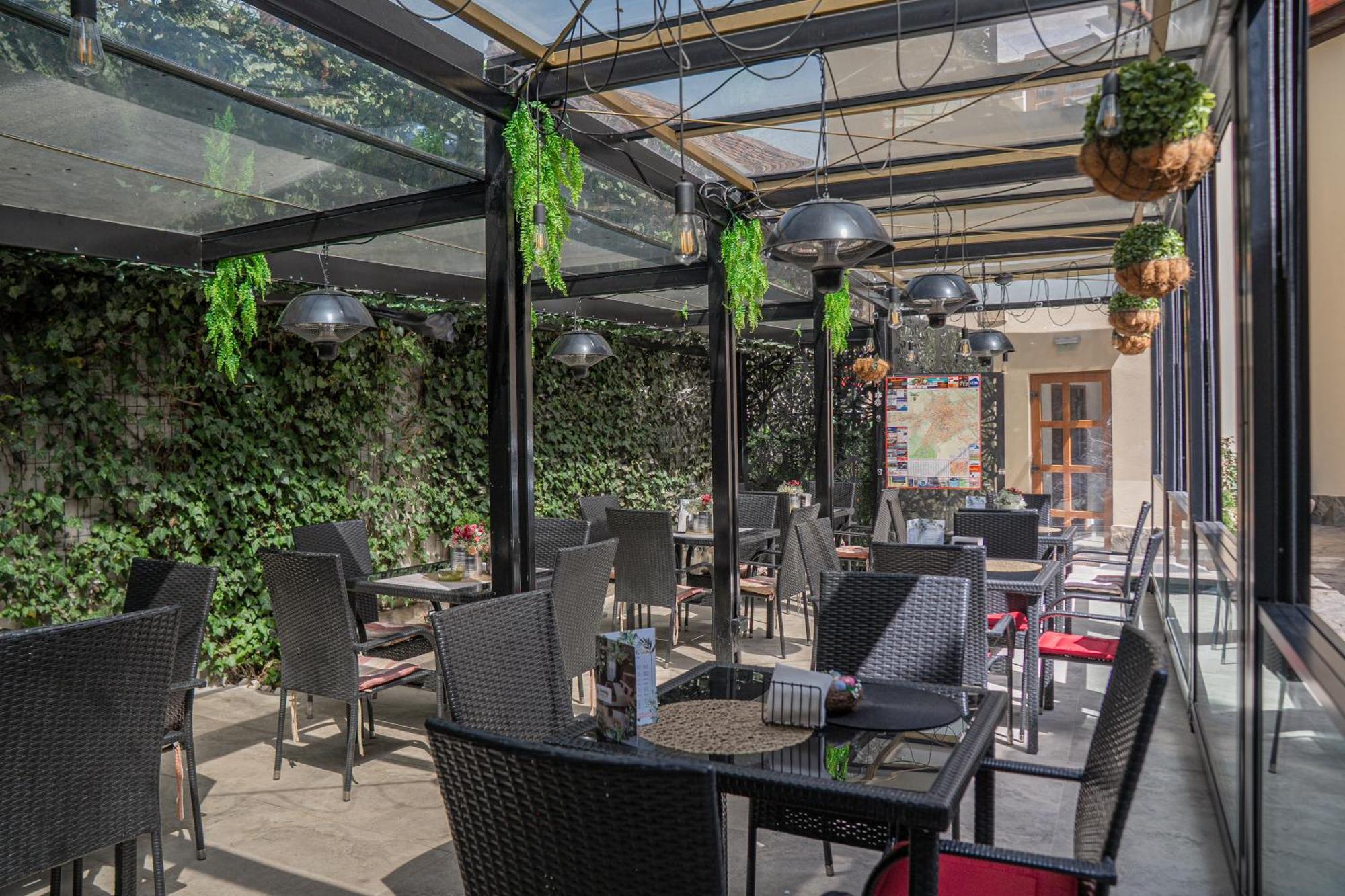 Hotel Marabella Sibiu Extérieur photo