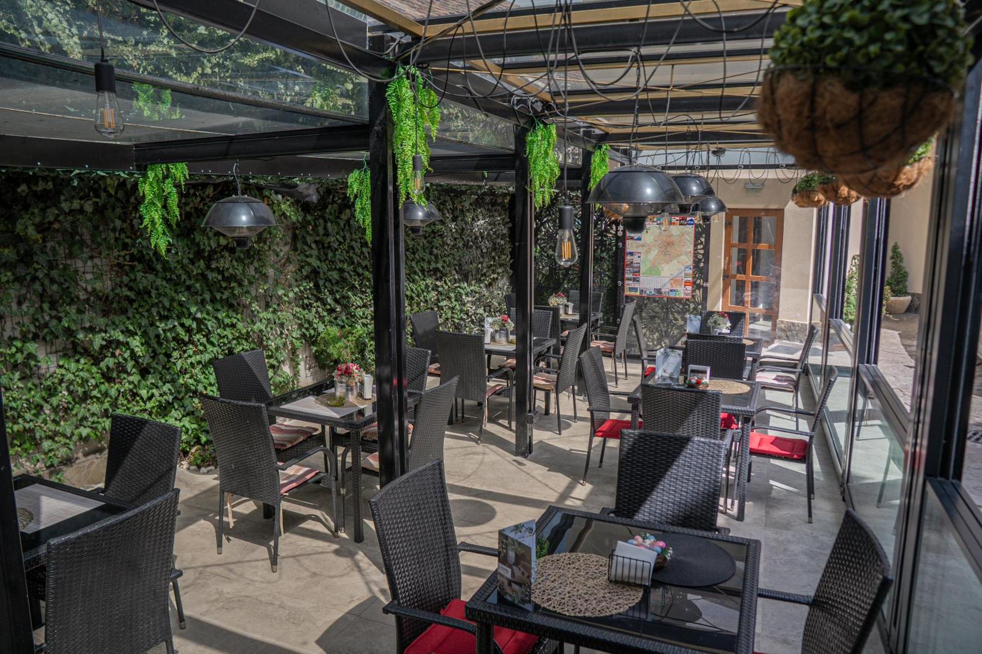 Hotel Marabella Sibiu Extérieur photo