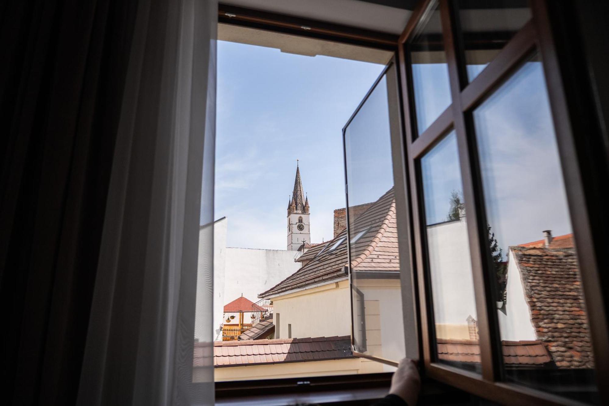 Hotel Marabella Sibiu Extérieur photo