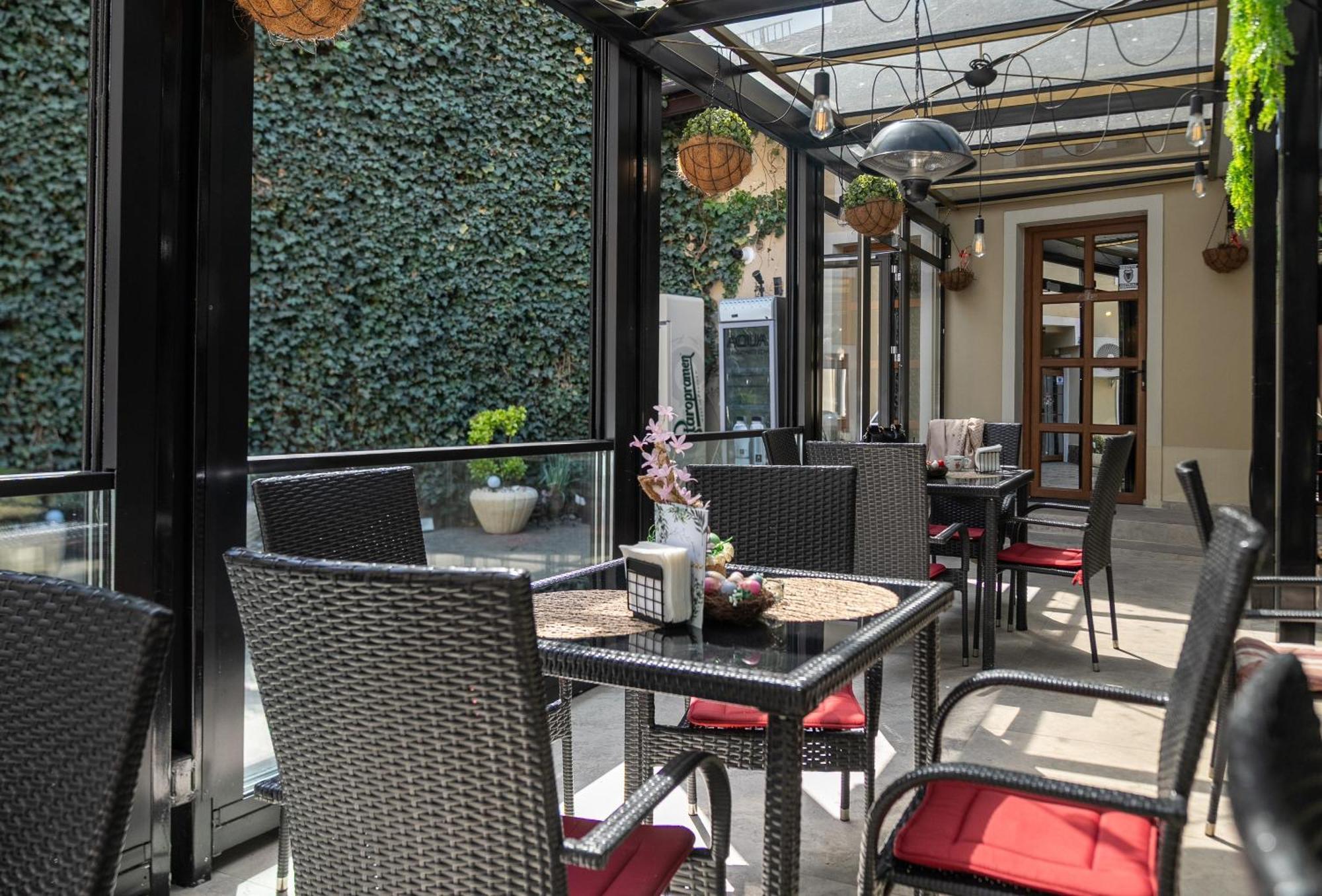 Hotel Marabella Sibiu Extérieur photo