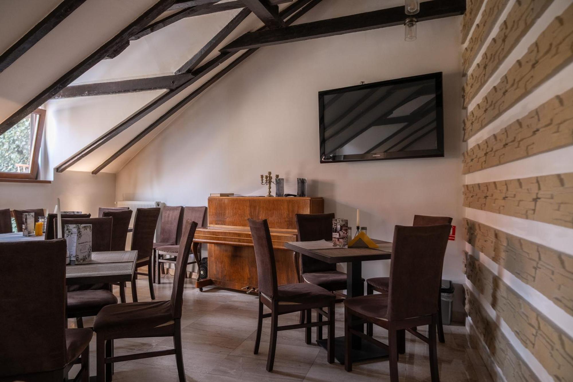Hotel Marabella Sibiu Extérieur photo