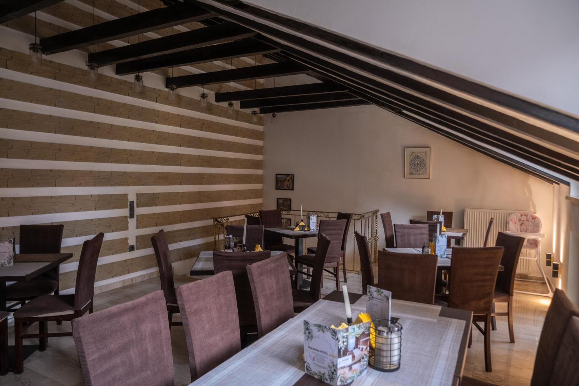 Hotel Marabella Sibiu Extérieur photo